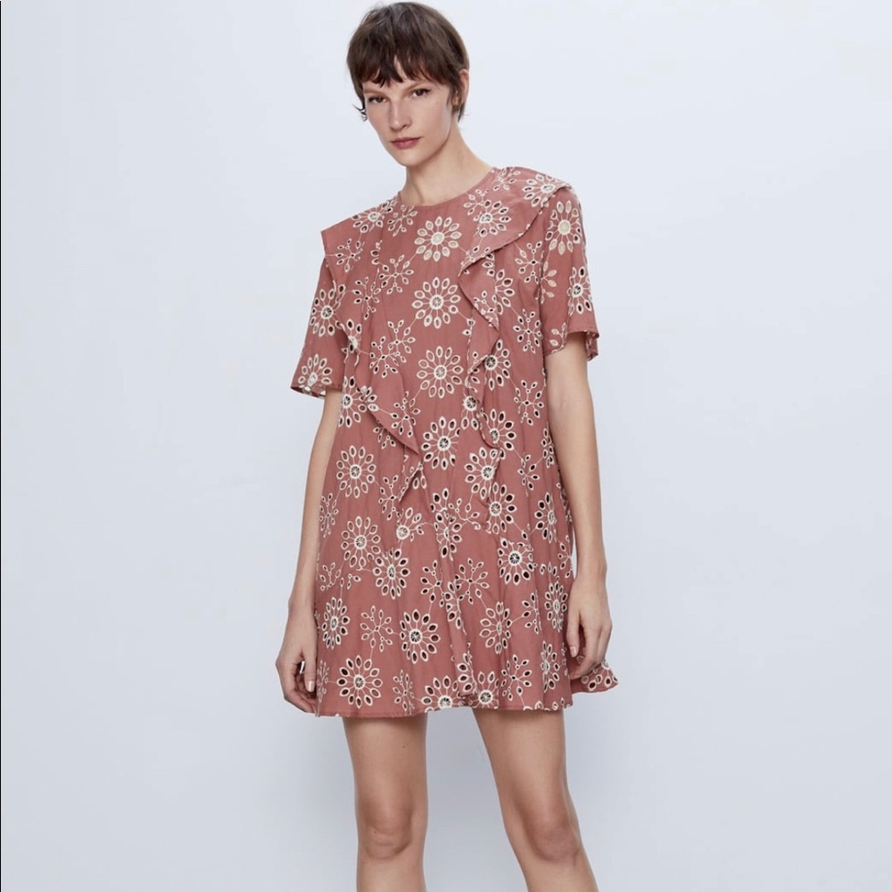 SOLD! NWT! Zara embroidered eyelet dress